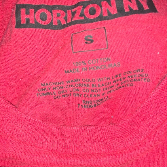 Turn Up T-shirt - Picture 3 of 3